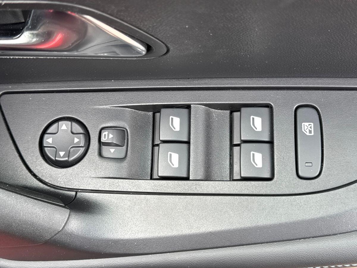 Used Peugeot 2008 2022 for sale - 76765723: Photo 20