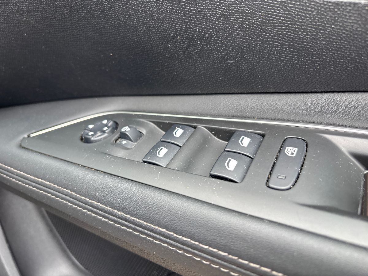 Used Peugeot 3008 2018 for sale - 78215909: Photo 20