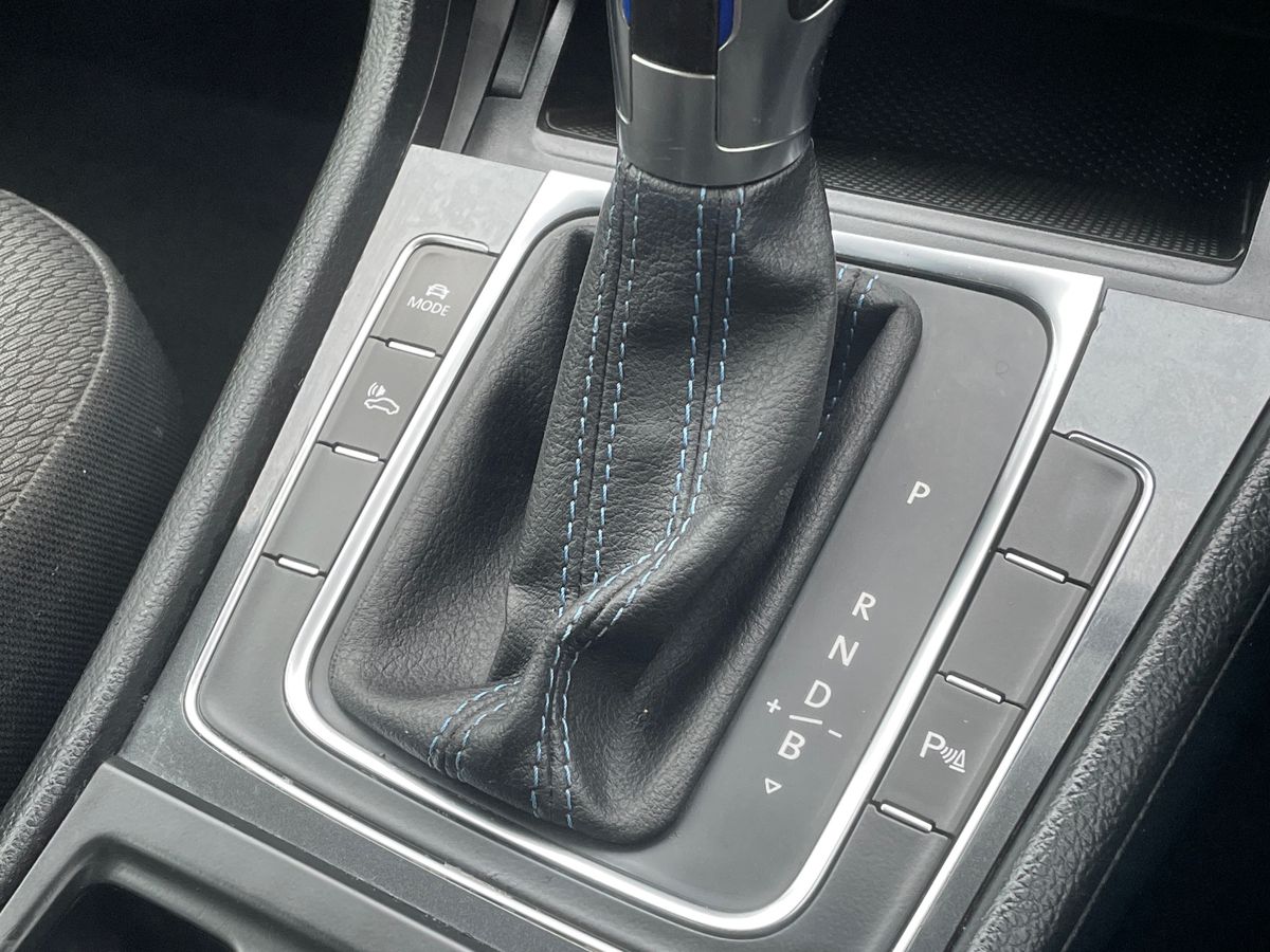 Used Volkswagen Golf 2018 for sale - 77560632: Photo 29