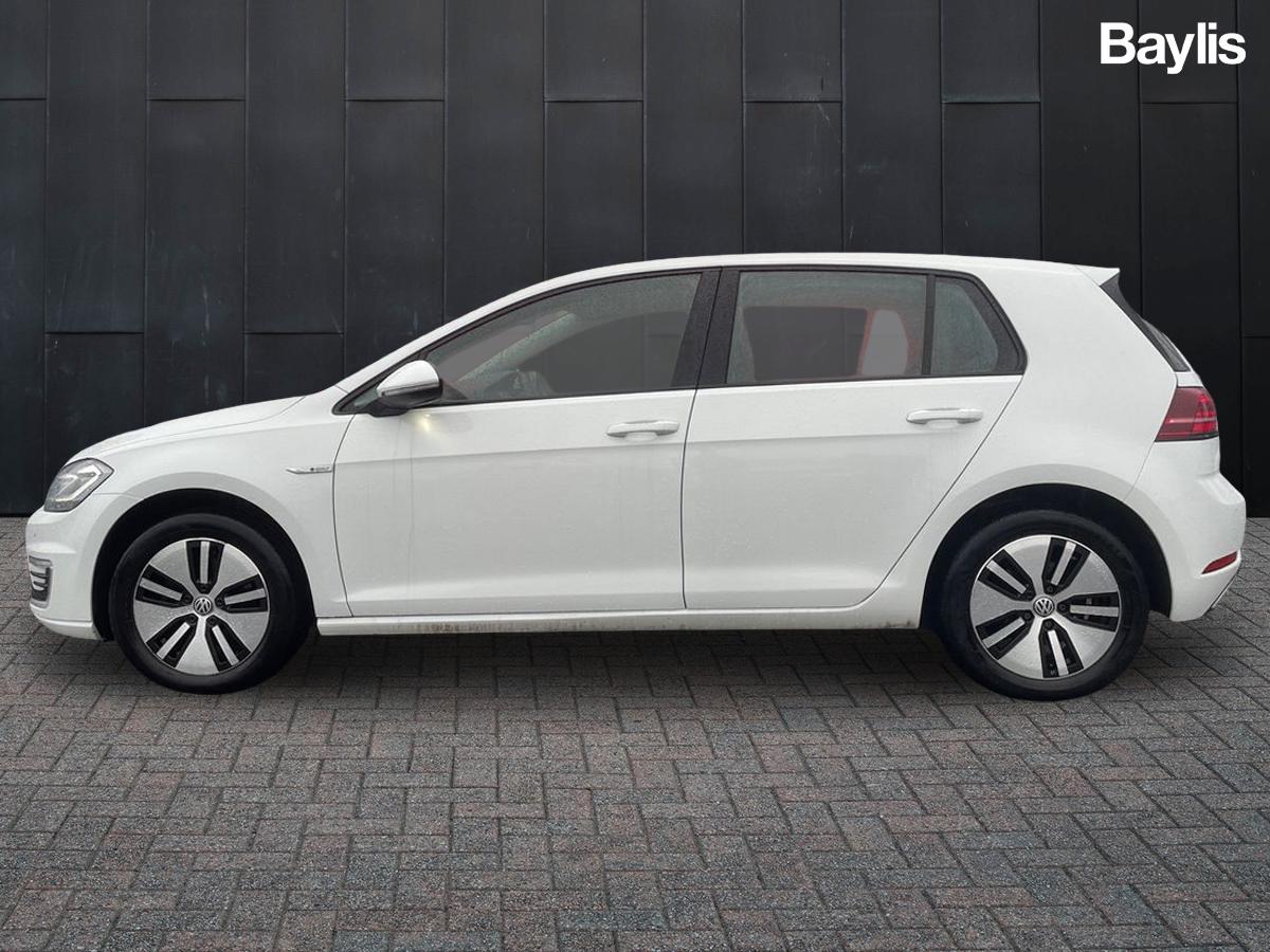 Used Volkswagen Golf 2018 for sale - 77560632: Photo 8