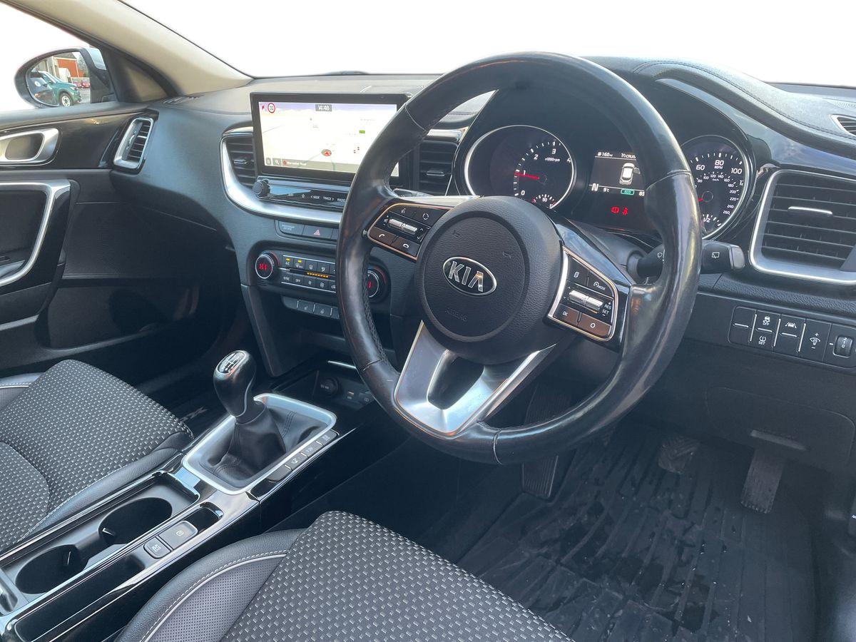 Used Kia XCeed 2021 for sale - 76754633: Photo 3