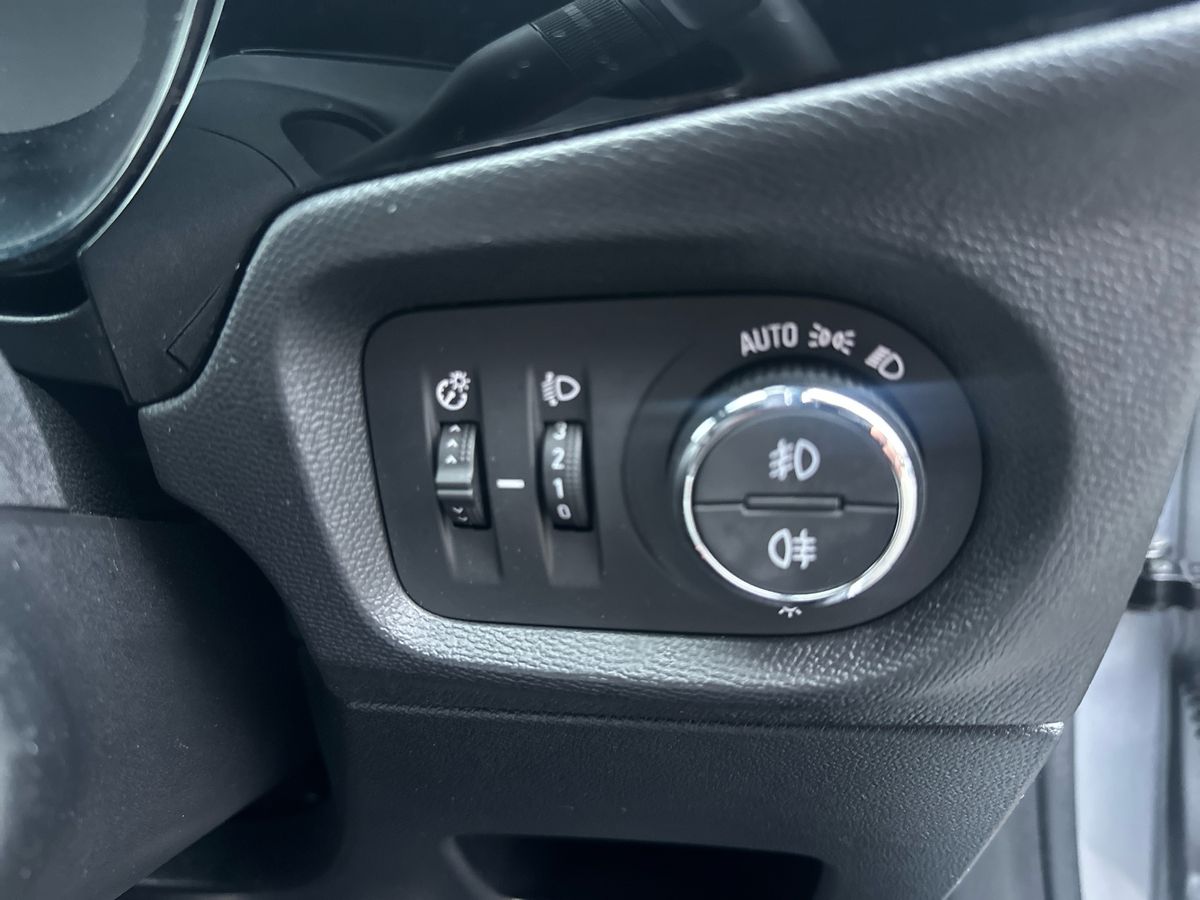 Used Vauxhall Corsa 2023 for sale - 77346896: Photo 35