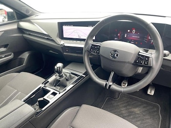 Used Vauxhall Astra 2023 for sale - 78087941: Photo