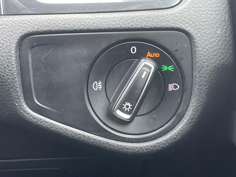 Used Volkswagen Golf 2018 for sale - 77901158: Photo 33