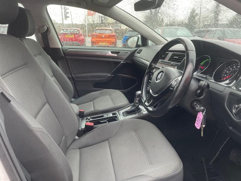 Used Volkswagen Golf 2018 for sale - 77901158: Photo 34