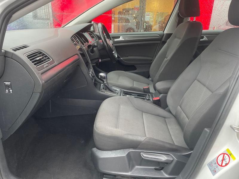 Used Volkswagen Golf 2018 for sale - 77901158: Photo 36