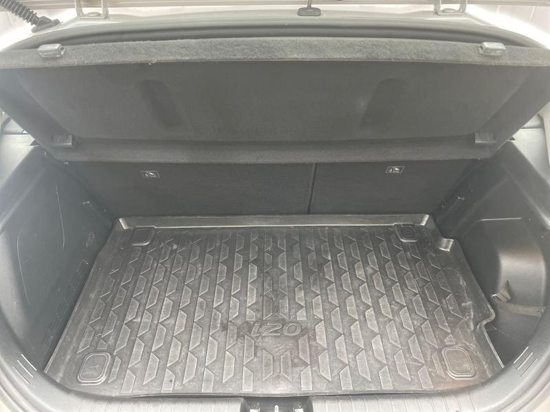 Used Hyundai i20 2023 for sale - 77910609: Photo 25