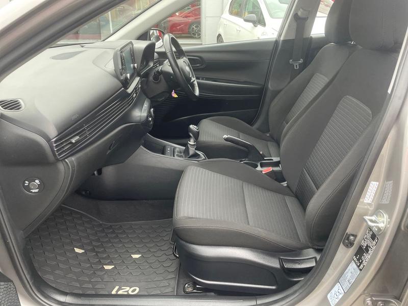 Used Hyundai i20 2023 for sale - 77910609: Photo 36