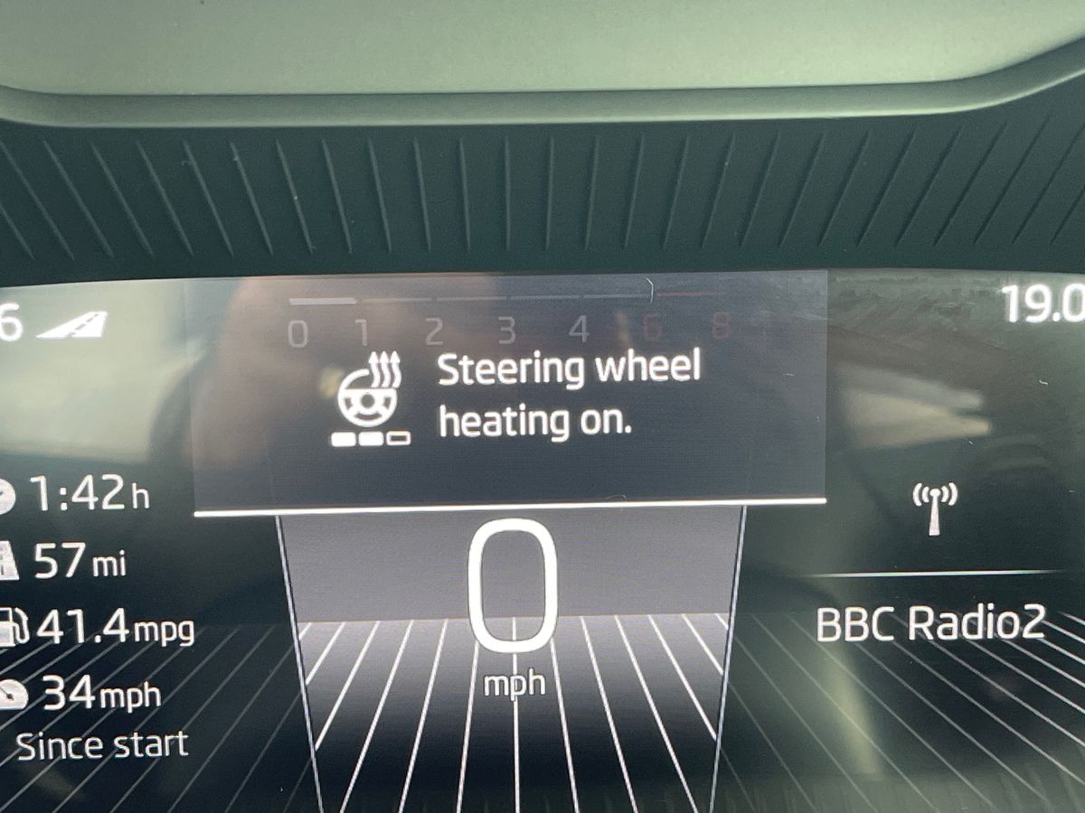 Used Skoda Karoq 2022 for sale - 76420388: Photo 31