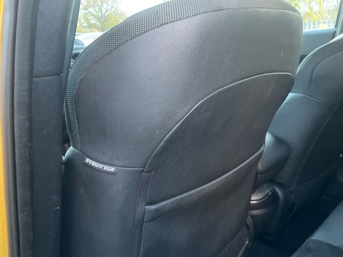 Used Nissan Juke 2017 for sale - 76361921: Photo 32