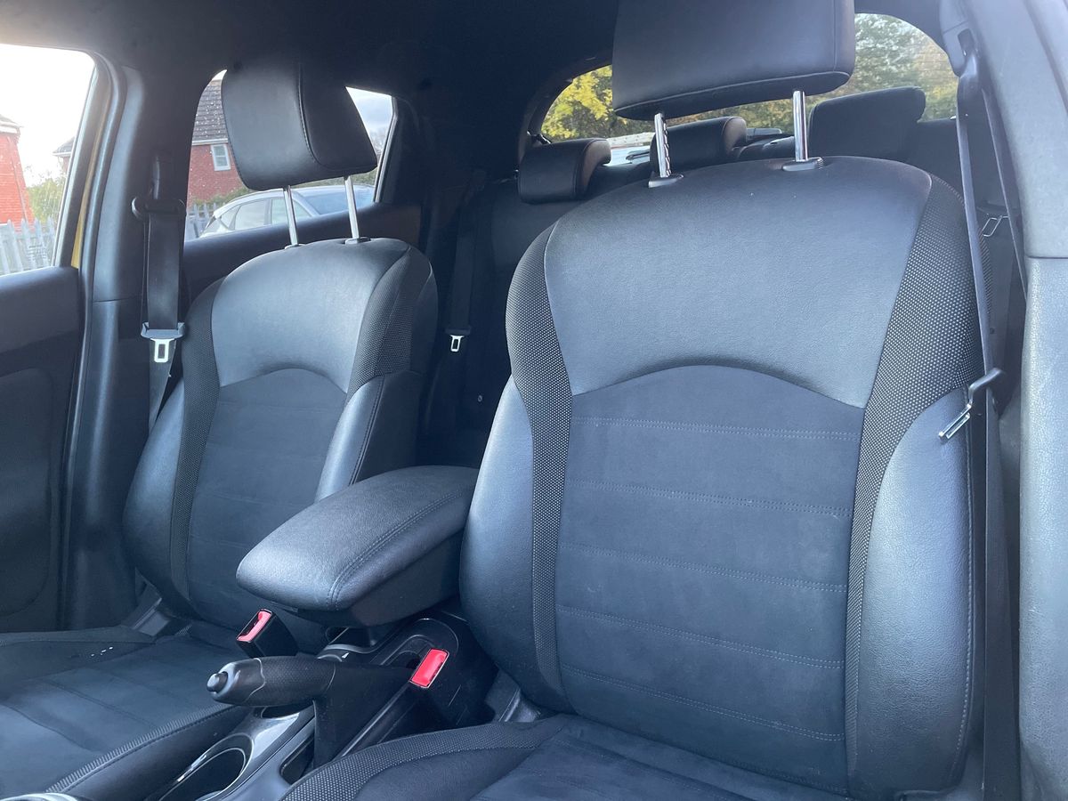 Used Nissan Juke 2017 for sale - 76361921: Photo 34
