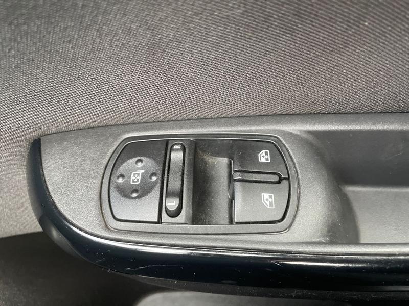 Used Vauxhall Corsa for sale - 77901171: Photo 17