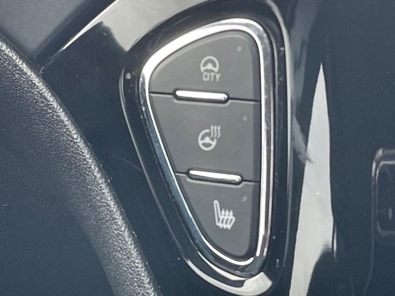 Used Vauxhall Corsa for sale - 77901171: Photo 32