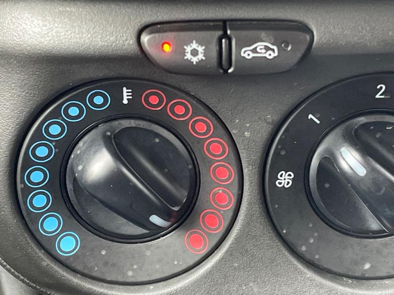 Used Vauxhall Corsa for sale - 77901171: Photo 34