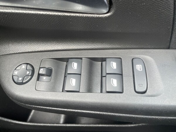 Used Vauxhall Corsa 2021 for sale - 76074511: Photo 17