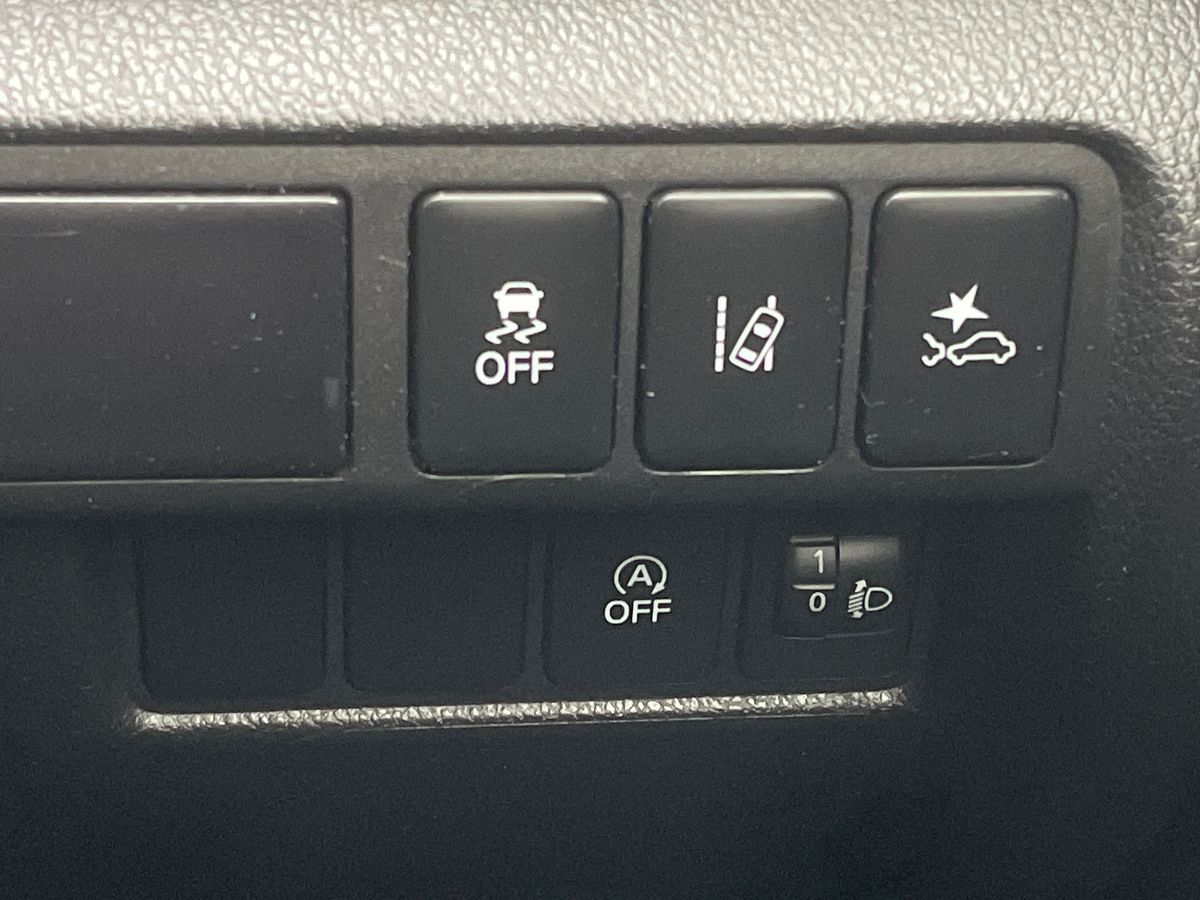 Used Mitsubishi Eclipse Cross 2020 for sale - 76760727: Photo 27