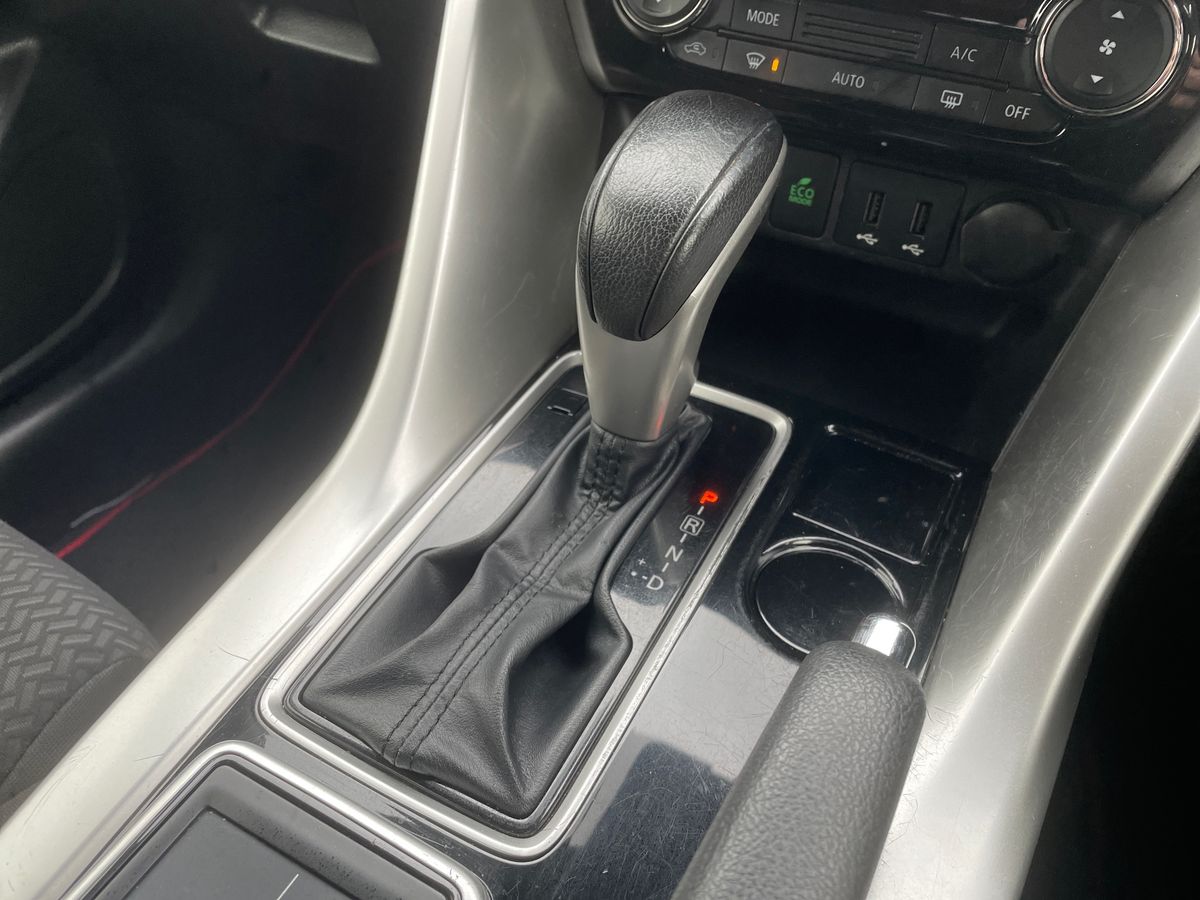 Used Mitsubishi Eclipse Cross 2020 for sale - 76760727: Photo 29