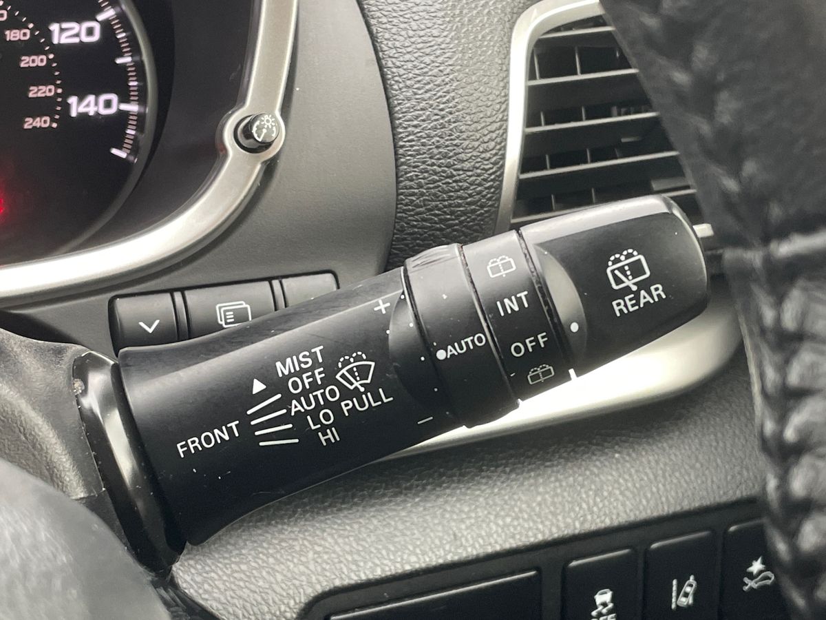 Used Mitsubishi Eclipse Cross 2020 for sale - 76760727: Photo 32