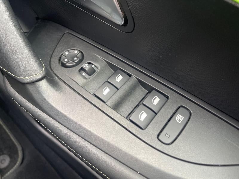 Used Peugeot 2008 2022 for sale - 77901173: Photo 17