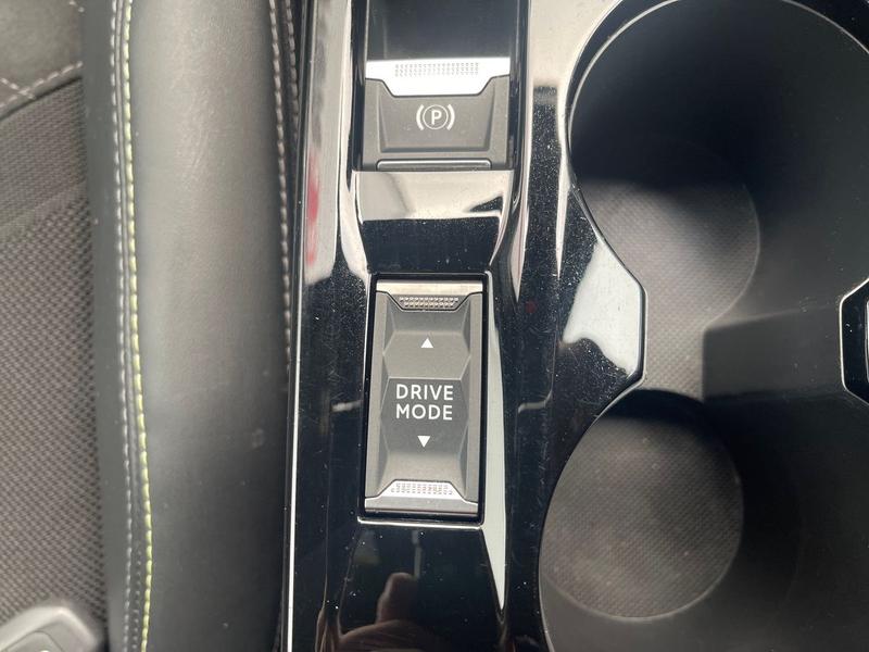 Used Peugeot 2008 2022 for sale - 77901173: Photo 39