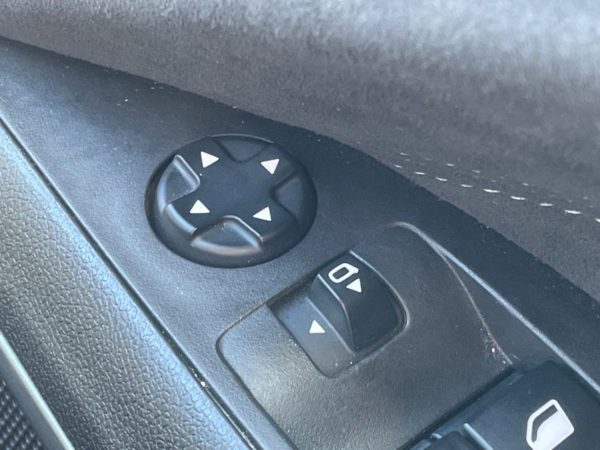 Used Vauxhall Crossland 2022 for sale - 75860126: Photo 37