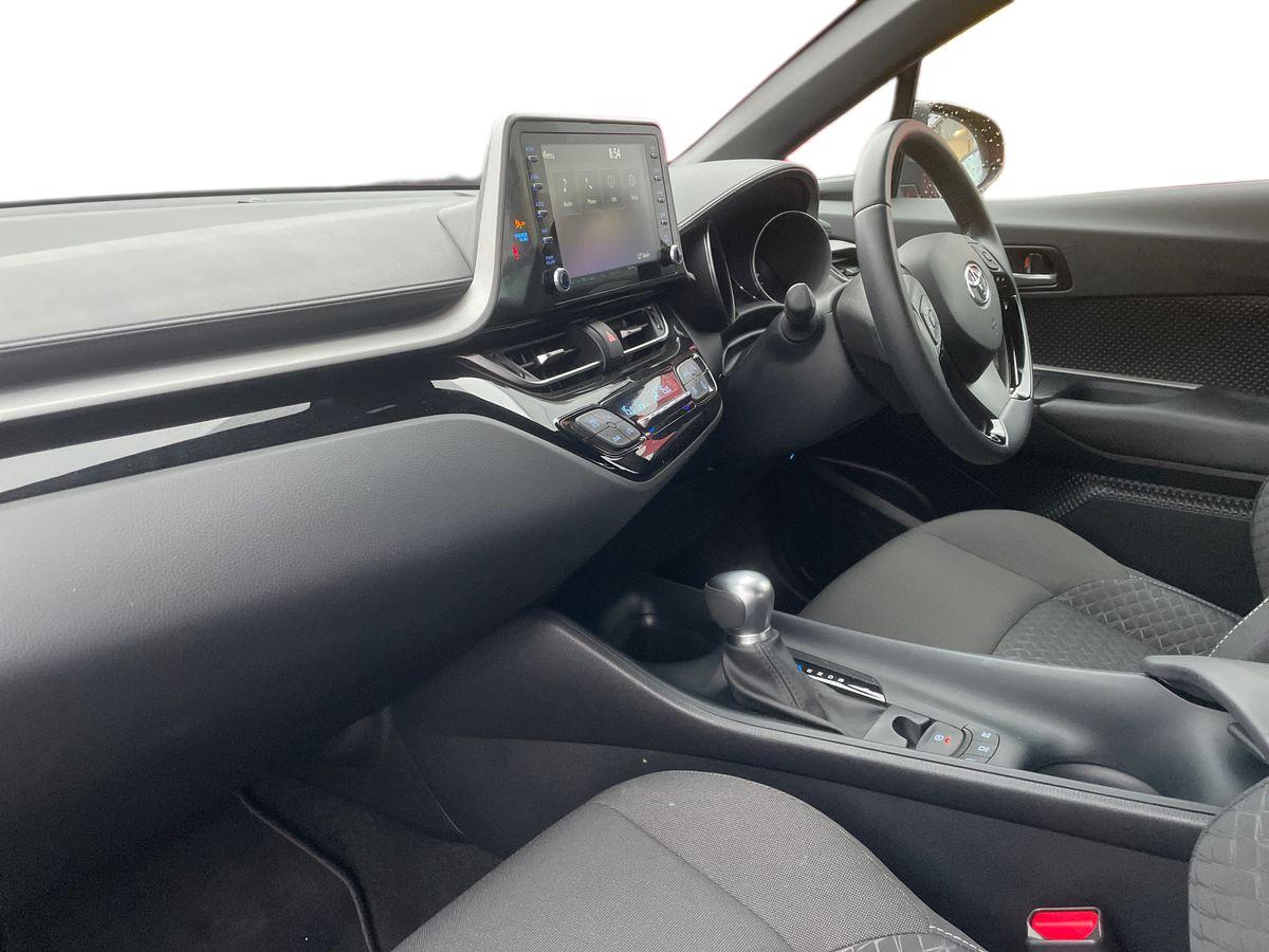 Used Toyota C-HR 2023 for sale - 76289730: Photo 14