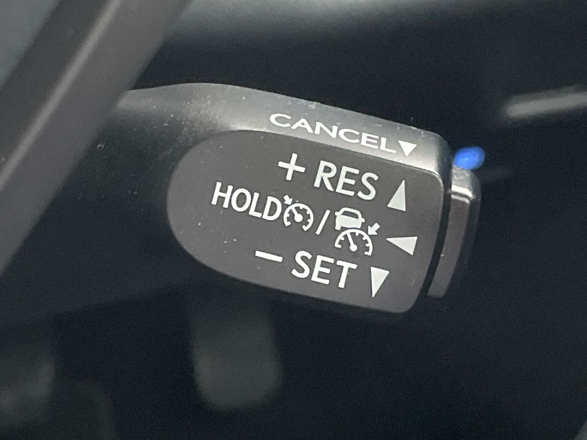 Used Toyota C-HR 2023 for sale - 76289730: Photo 26