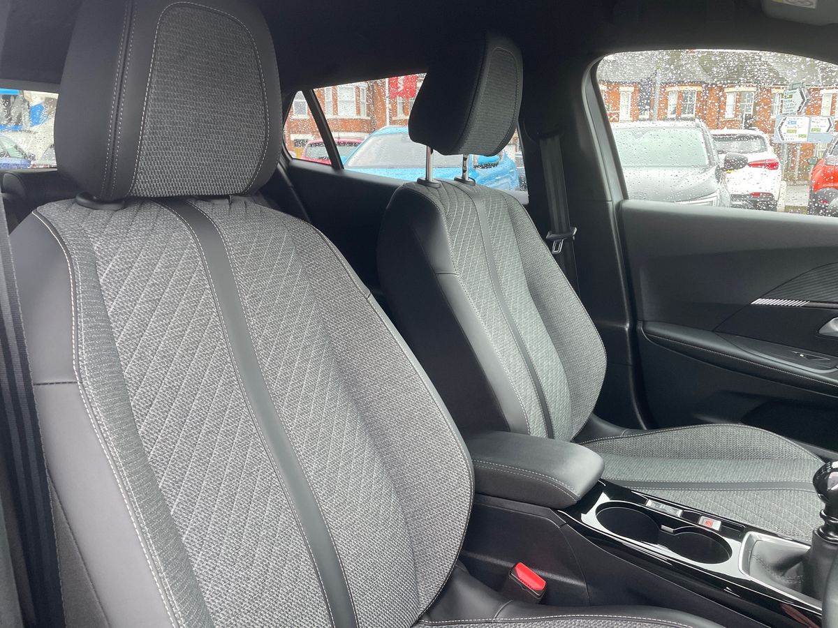 Used Peugeot 2008 2024 for sale - 77470898: Photo 31