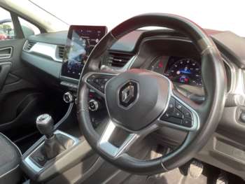 Used Renault Captur 2020 for sale - 74967876: Photo