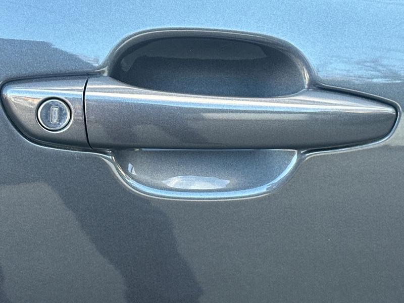 Used Vauxhall Crossland 2023 for sale - 77910574: Photo 30