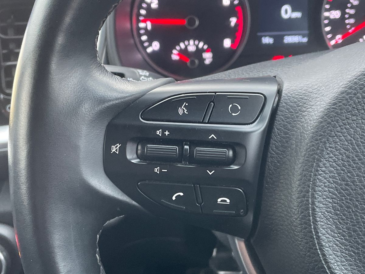 Used Kia Stonic 2020 for sale - 76297631: Photo 22