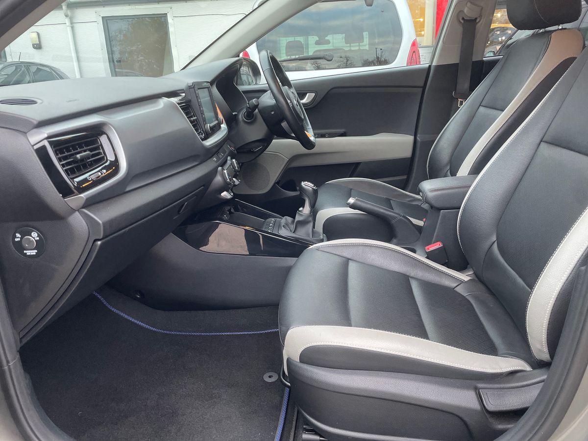 Used Kia Stonic 2020 for sale - 76297631: Photo 37