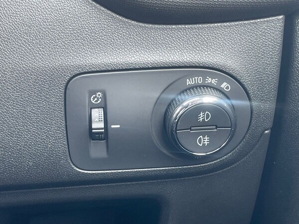 Used Vauxhall Crossland 2024 for sale - 75466357: Photo 37