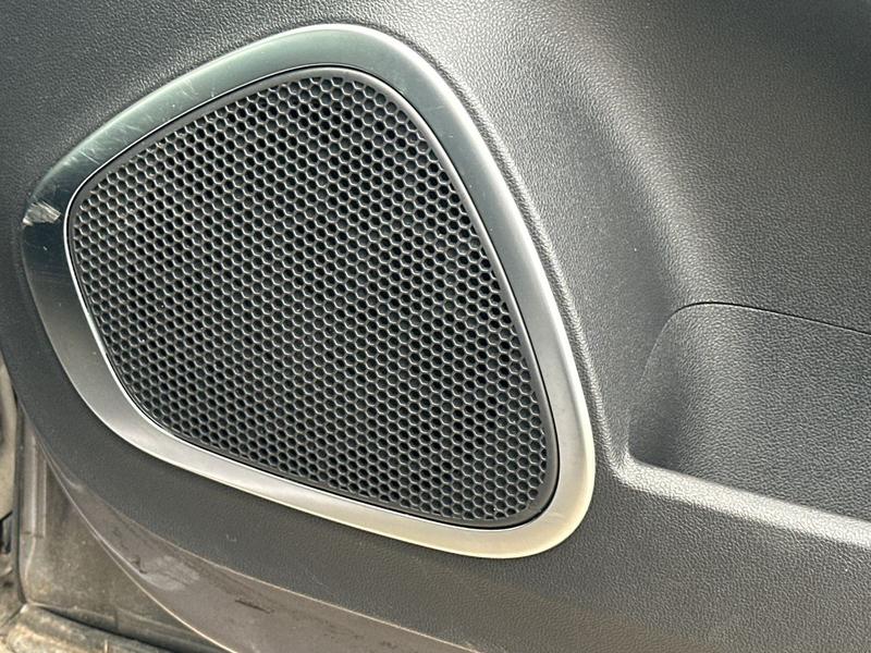 Used Renault Captur 2018 for sale - 78095103: Photo 34