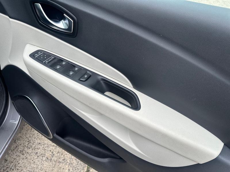 Used Renault Captur 2018 for sale - 78095103: Photo 35