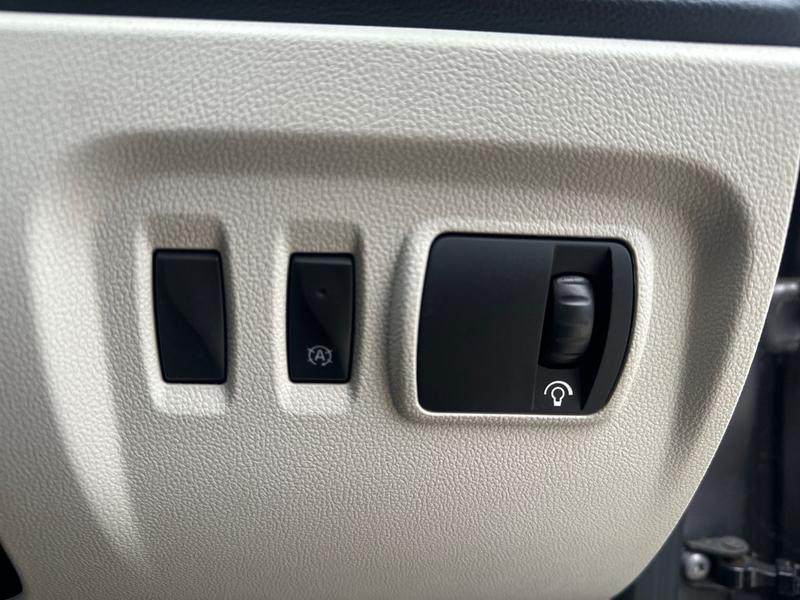 Used Renault Captur 2018 for sale - 78095103: Photo 36