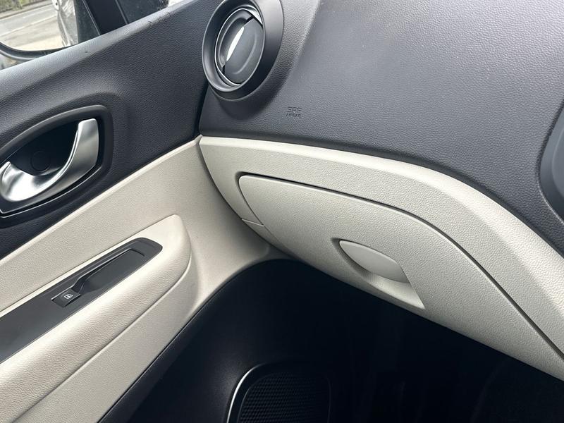 Used Renault Captur 2018 for sale - 78095103: Photo 38