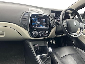 Used Renault Captur 2018 for sale - 78095103: Photo