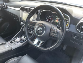 Used MG MG ZS 2021 for sale - 76458800: Photo