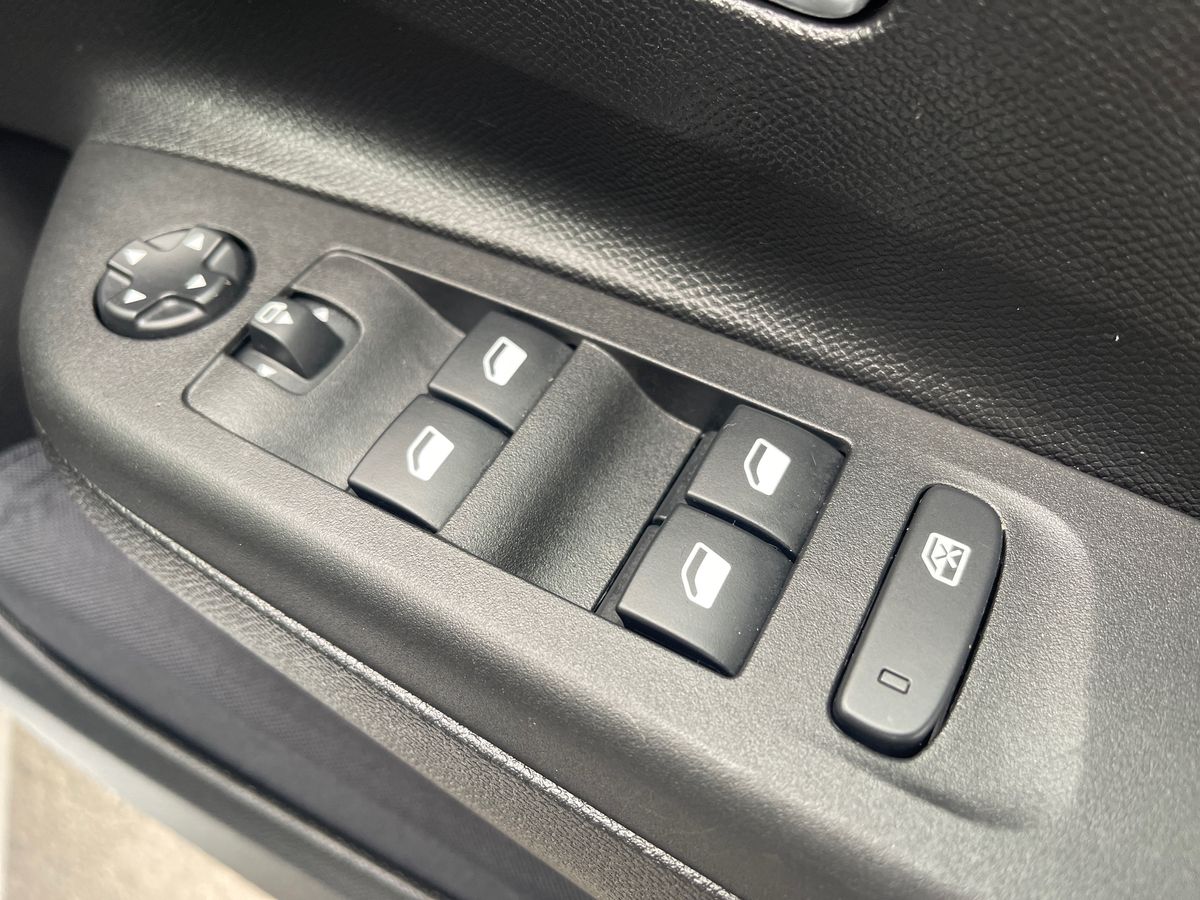 Used Vauxhall Corsa 2022 for sale - 76704359: Photo 17