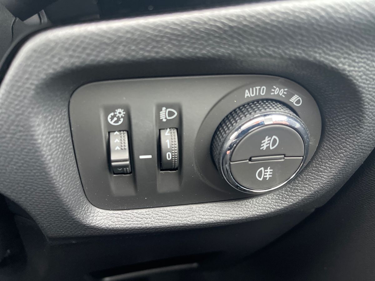 Used Vauxhall Corsa 2022 for sale - 76704359: Photo 37