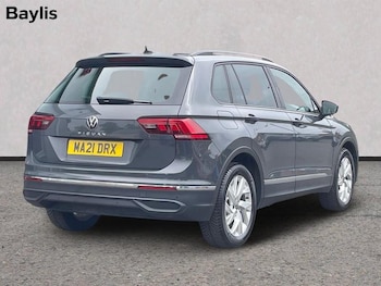 Used Volkswagen Tiguan 2021 for sale - 78685582: Photo
