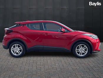 Used Toyota C-HR 2023 for sale - 75466139: Photo