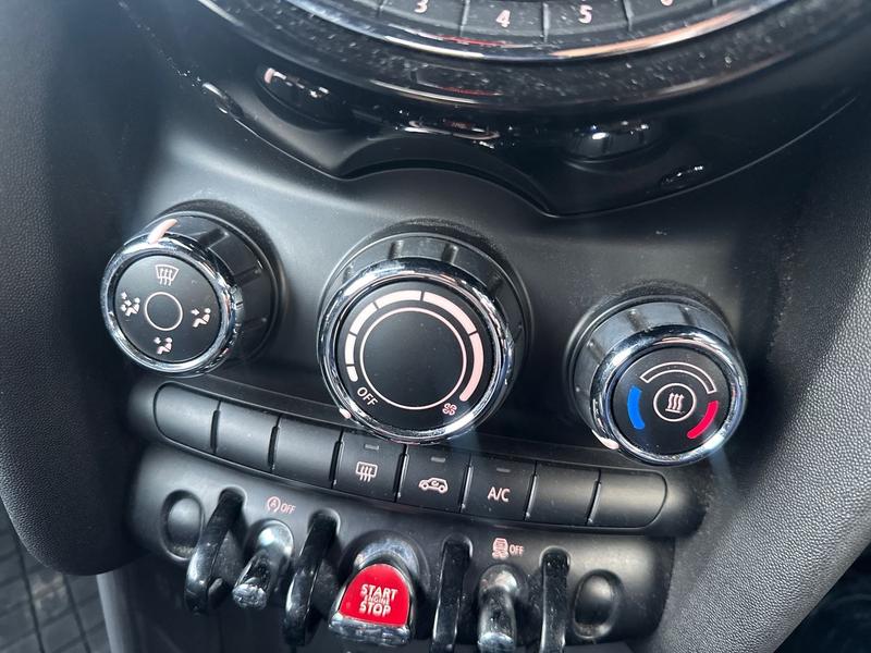 Used MINI Convertible 2016 for sale - 78206165: Photo 15