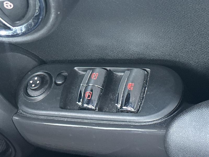 Used MINI Convertible 2016 for sale - 78206165: Photo 16