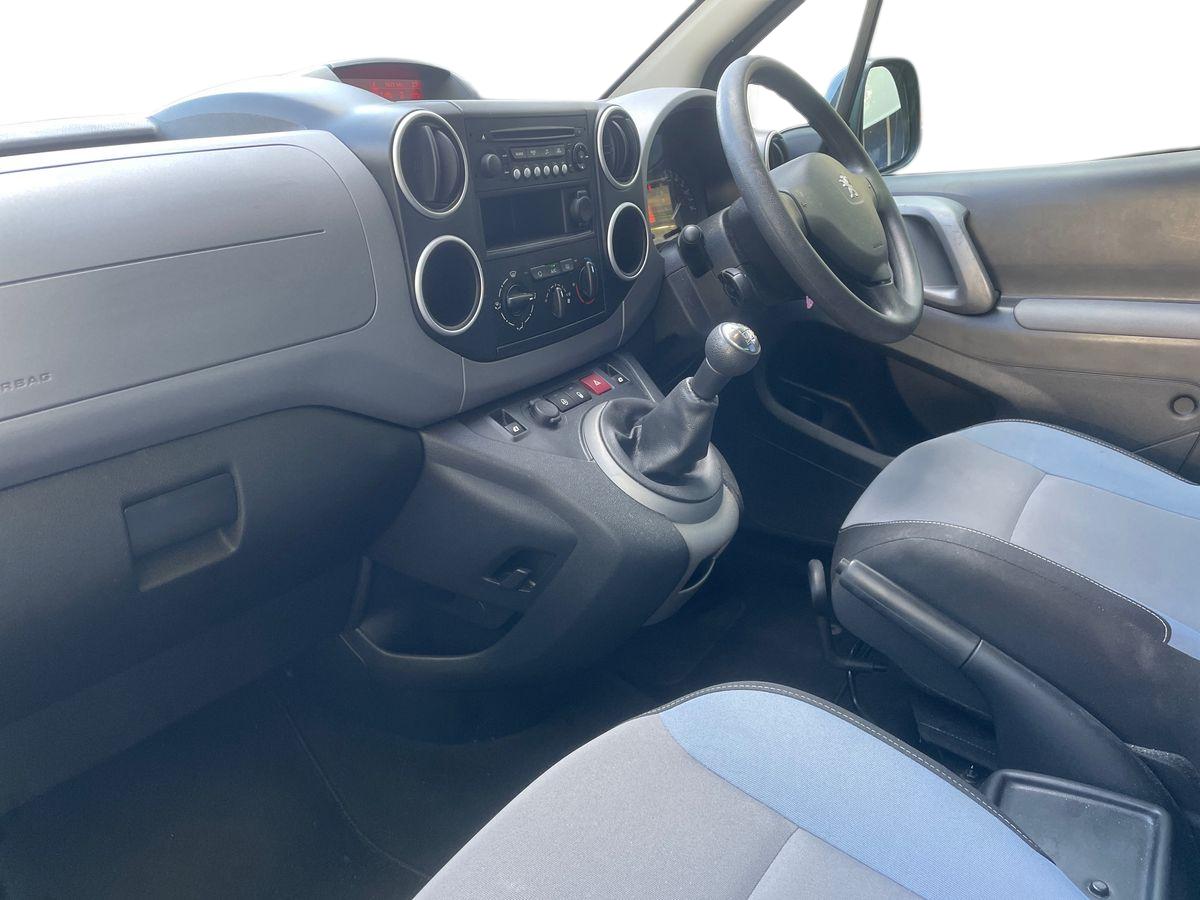 Vehicle 14