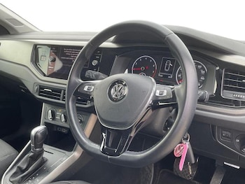 Used Volkswagen Polo 2019 for sale - 77965907: Photo
