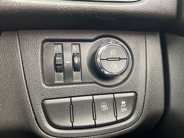 Used Vauxhall Viva 2017 for sale - 75679342: Photo 26