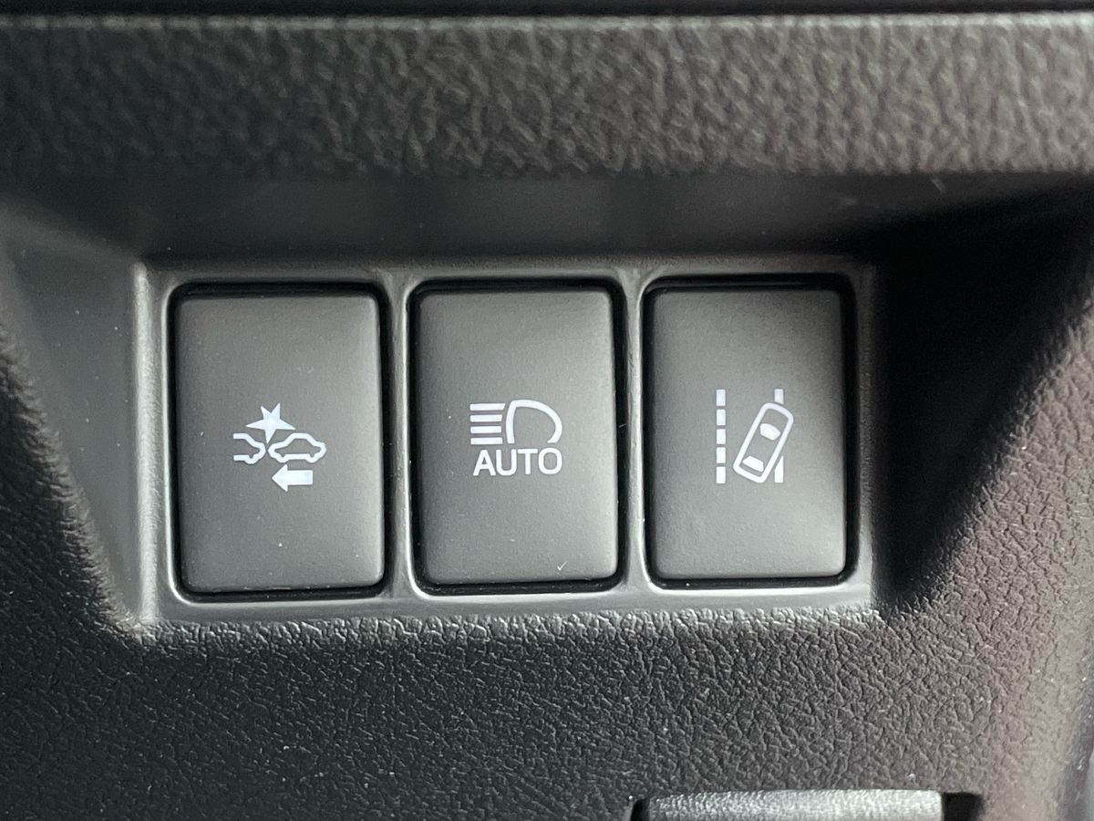 Used Toyota Yaris 2017 for sale - 76458827: Photo 30