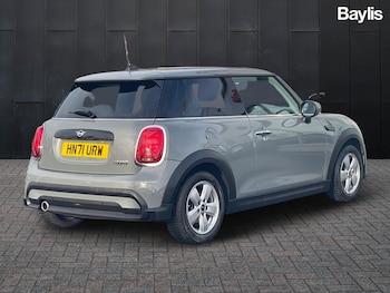 Used MINI Hatch 2021 for sale - 77167323: Photo